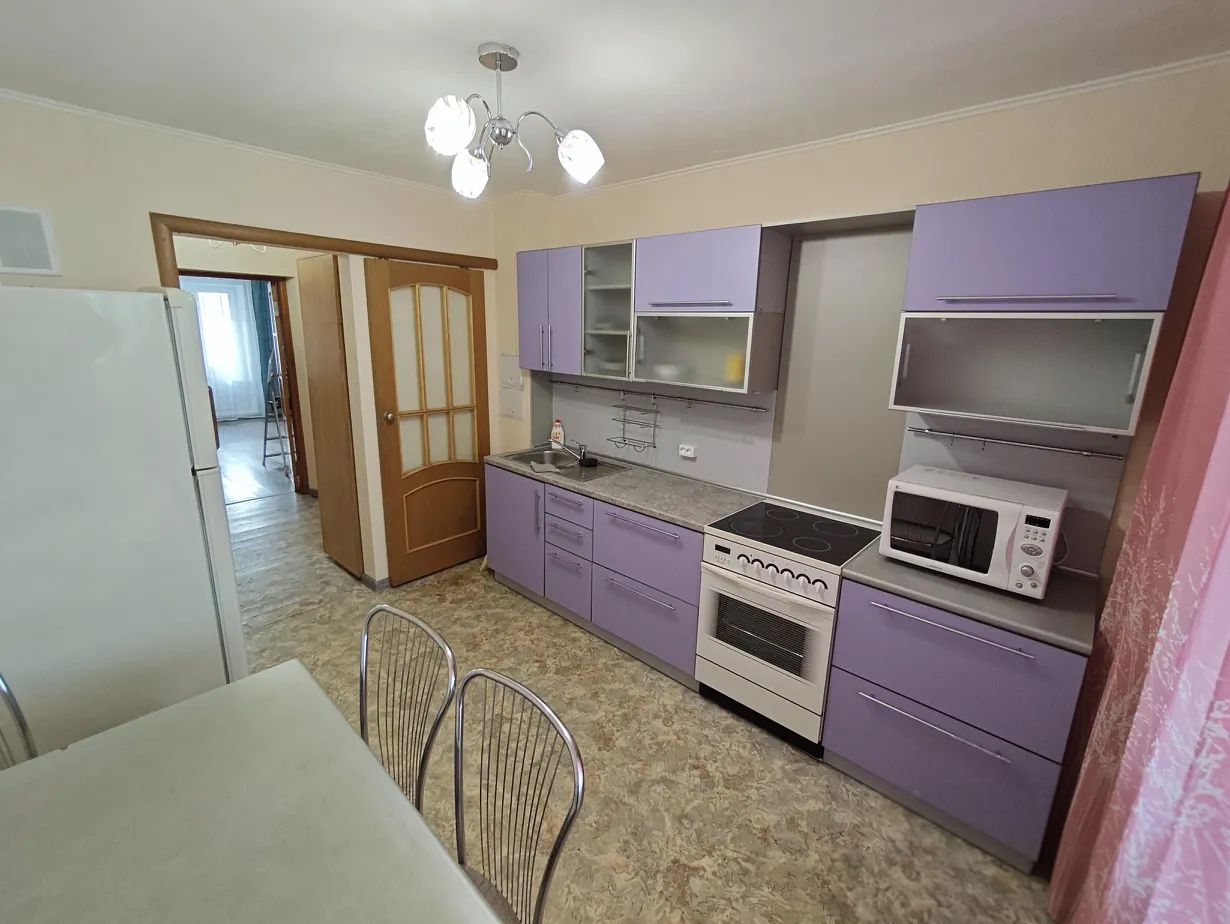 3-комнатная квартира в аренду, ул. Шевченко, 33 — 50 000 ₽/мес