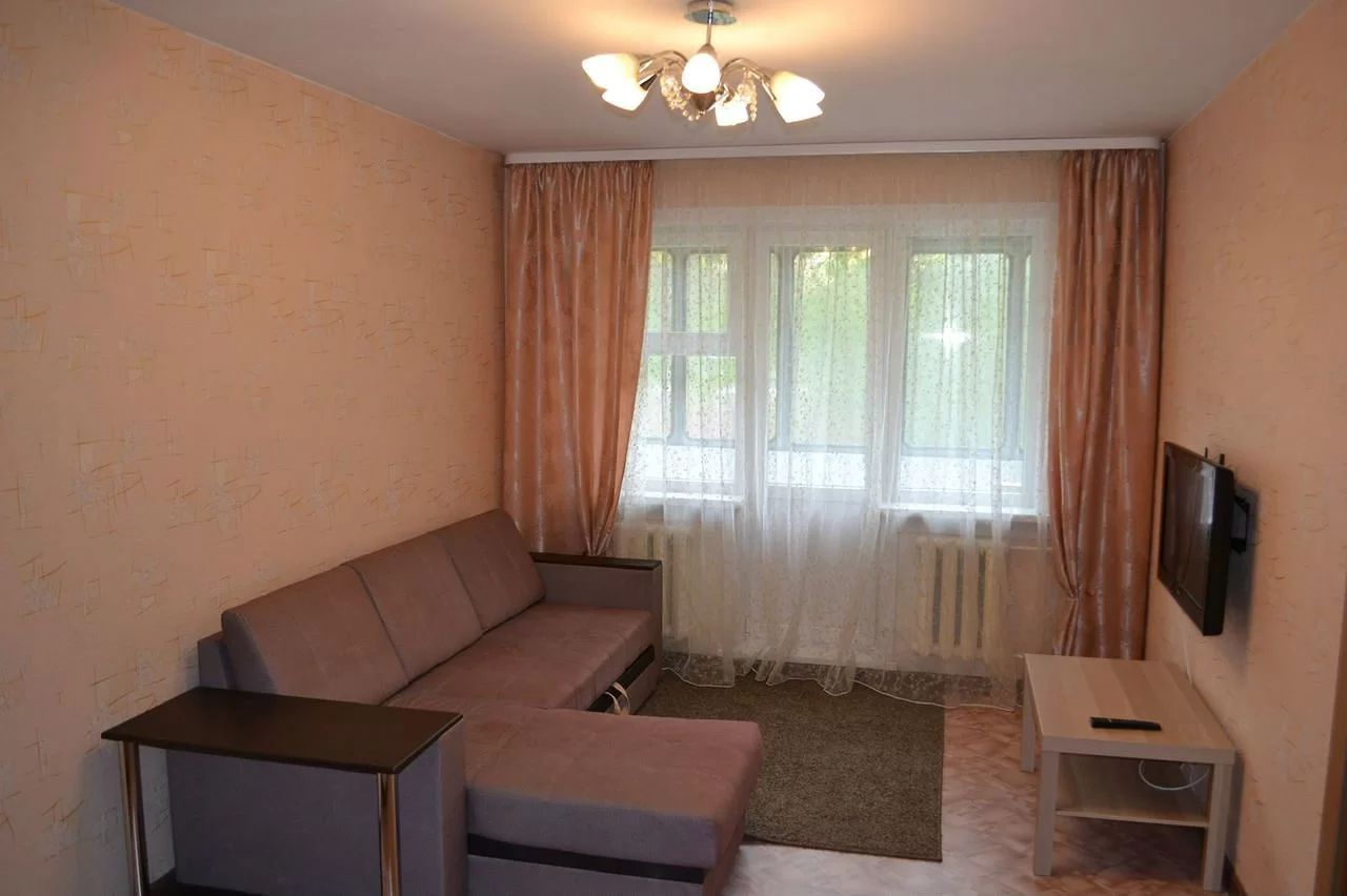 1-комнатная квартира в аренду, улица Гоголя, 47Б — 27 000 ₽/мес