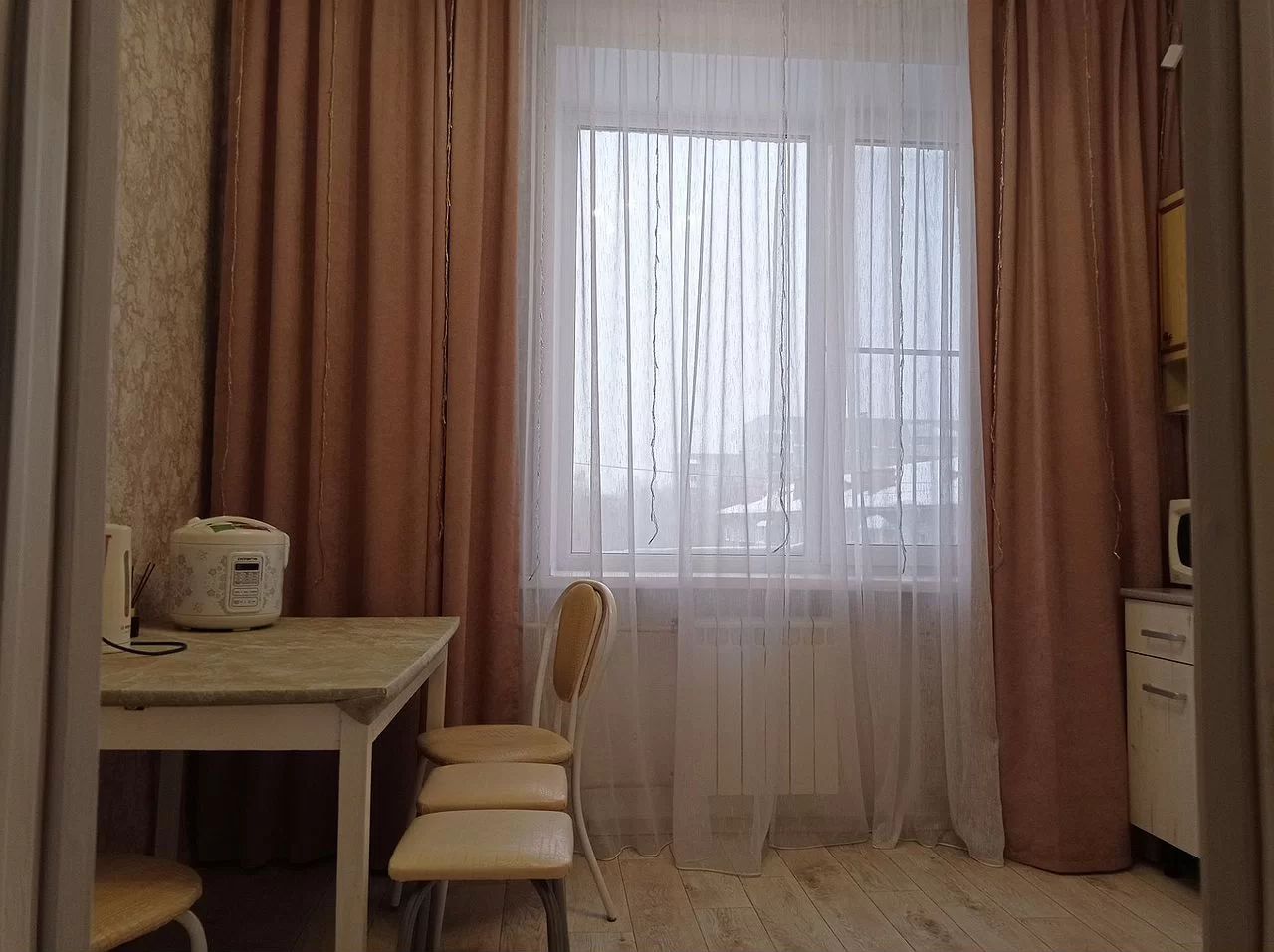 2-комнатная квартира в аренду, ул. Пермитина, 3 — 35 000 ₽/мес