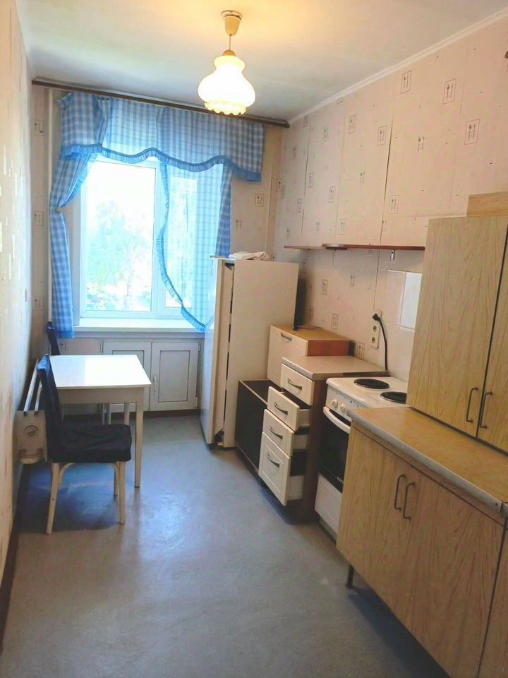 1-комнатная квартира в аренду, ул. Титова, 1 — 27 000 ₽/мес