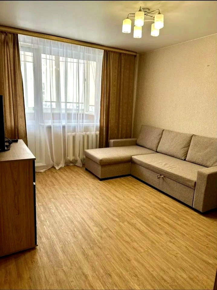 1-комнатная квартира в аренду, улица Выборная, 109 — 25 000 ₽/мес