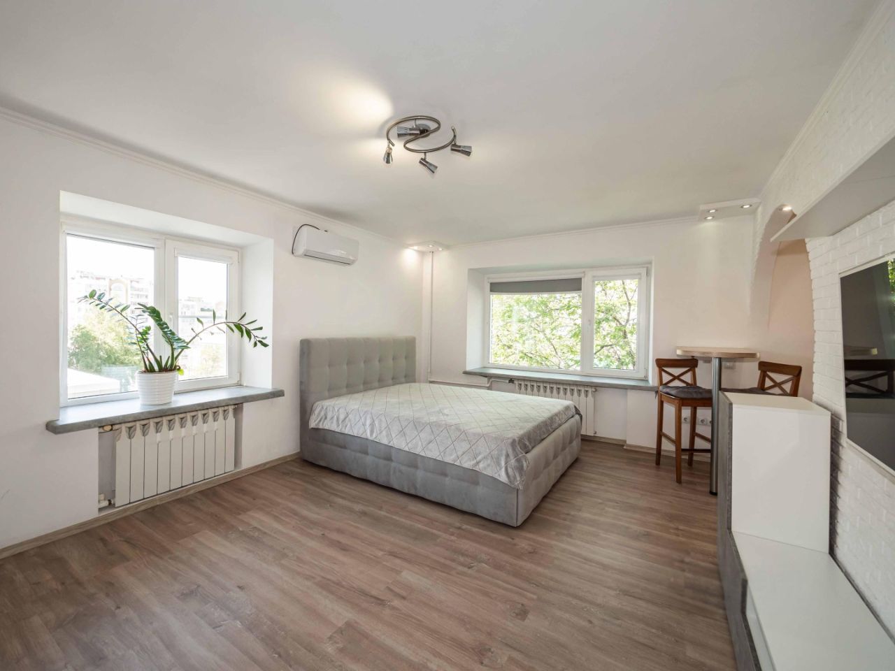 1-комнатная квартира в аренду, ул. Писарева, 20 — 35 000 ₽/мес
