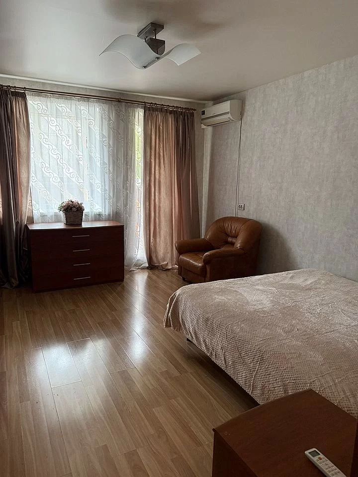 1-комнатная квартира в аренду, Октябрьская улица, 10А — 30 000 ₽/мес