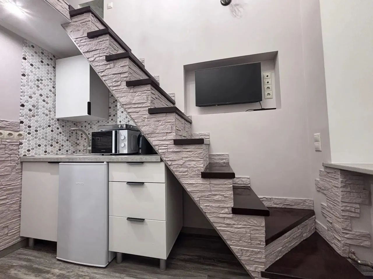 Студия в аренду, Москва, улица Большая Молчановка, 15/12 — 50 000 ₽/мес