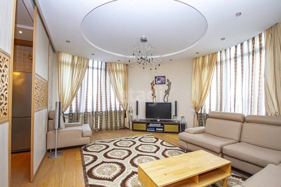 2-комнатная квартира в аренду, улица Кирова, 25 — 35 000 ₽/мес
